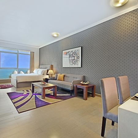 The Curve Hotel Ad Dawhah Esterno foto