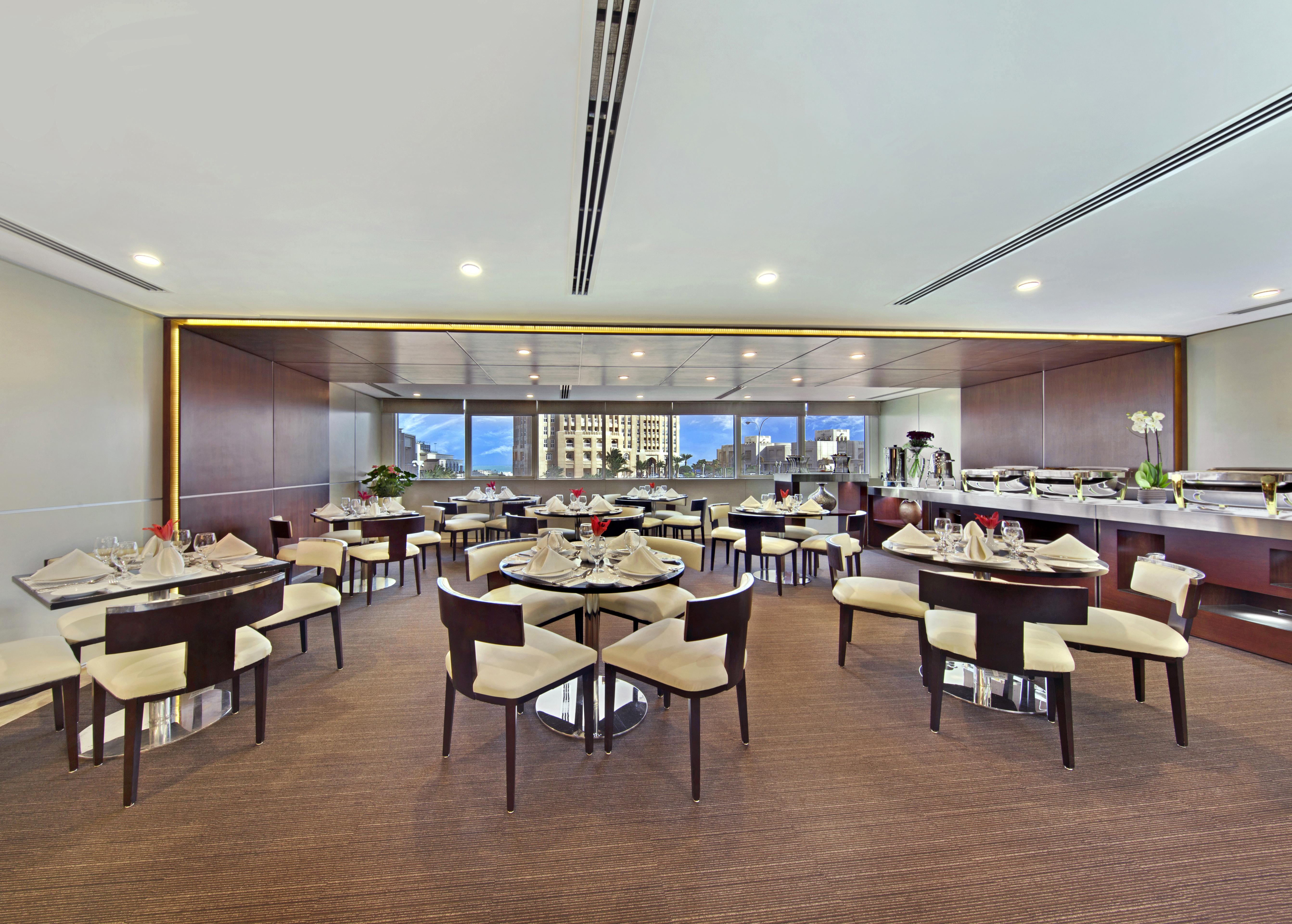 The Curve Hotel Ad Dawhah Esterno foto
